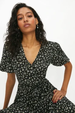 Coast Printed Puff Sleeve Tie Waist Jumpsuit -Coast Shop acc01552 black xl 1