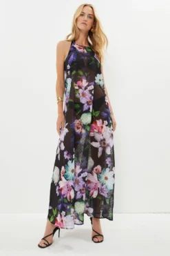 Coast Plait Detail Clipped Maxi Beach Cover