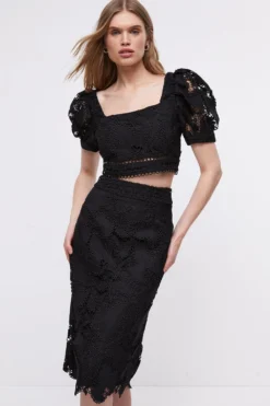 Coast Lace Puff Sleeve Top