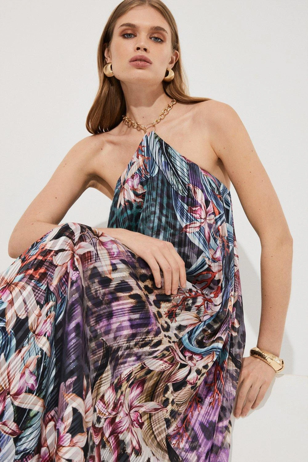 Coast Tropical Placement Print Necklace Detail Maxi Dress 4 Coast Tropical Placement Print Necklace Detail Maxi Dress - Image 4