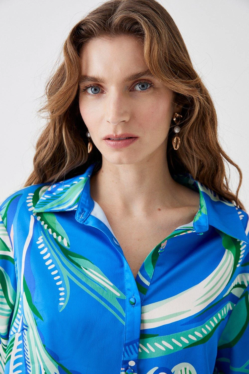 Coast Alexandra Farmer Oversized Floral Print Shirt 2 Coast Alexandra Farmer Oversized Floral Print Shirt - Image 2